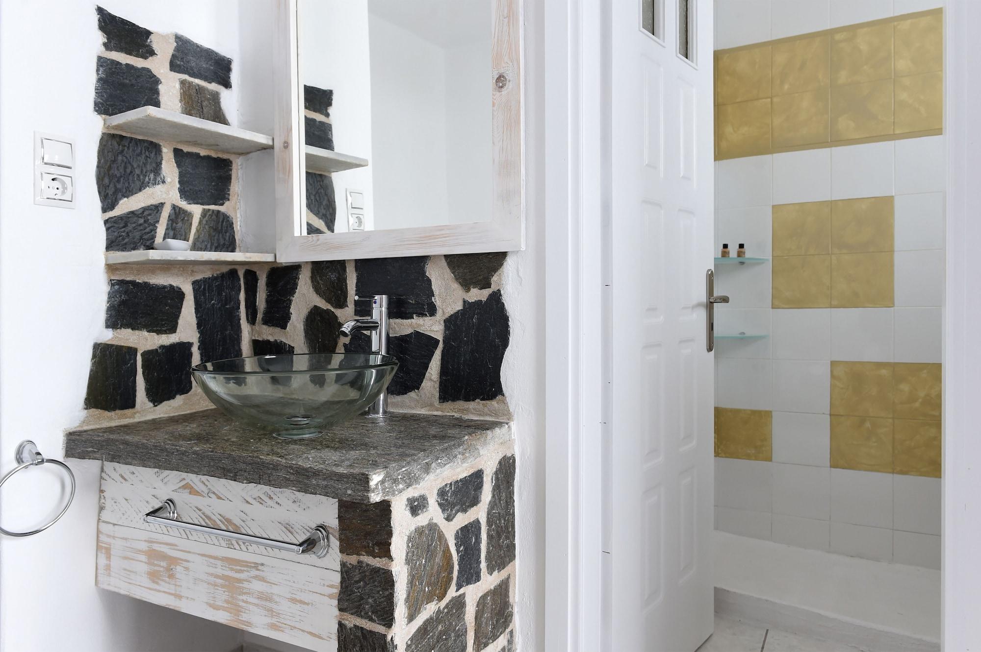 Porto Naoussa (Adults Only) Hotel Bagian luar foto