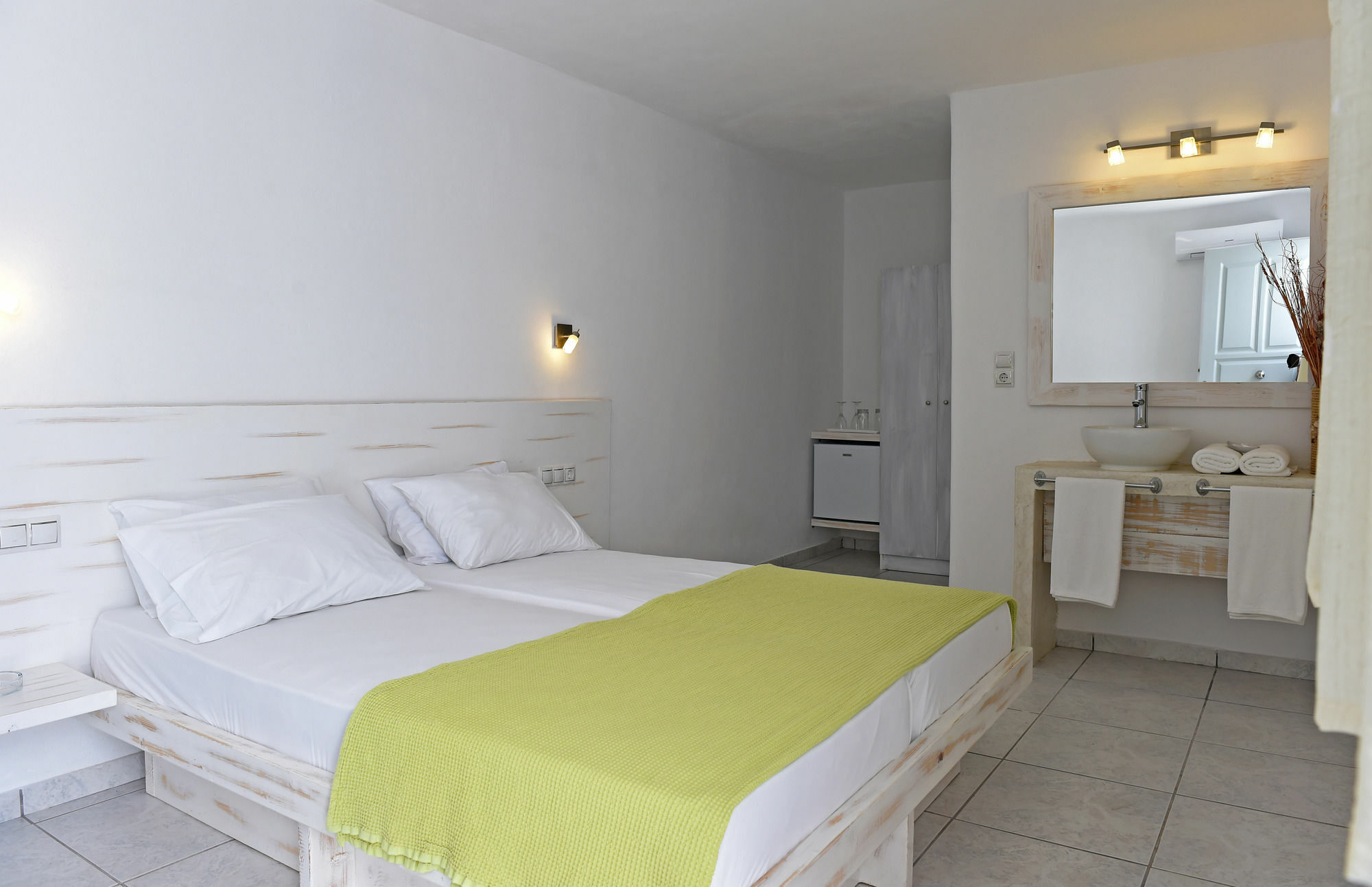 Porto Naoussa (Adults Only) Hotel Bagian luar foto